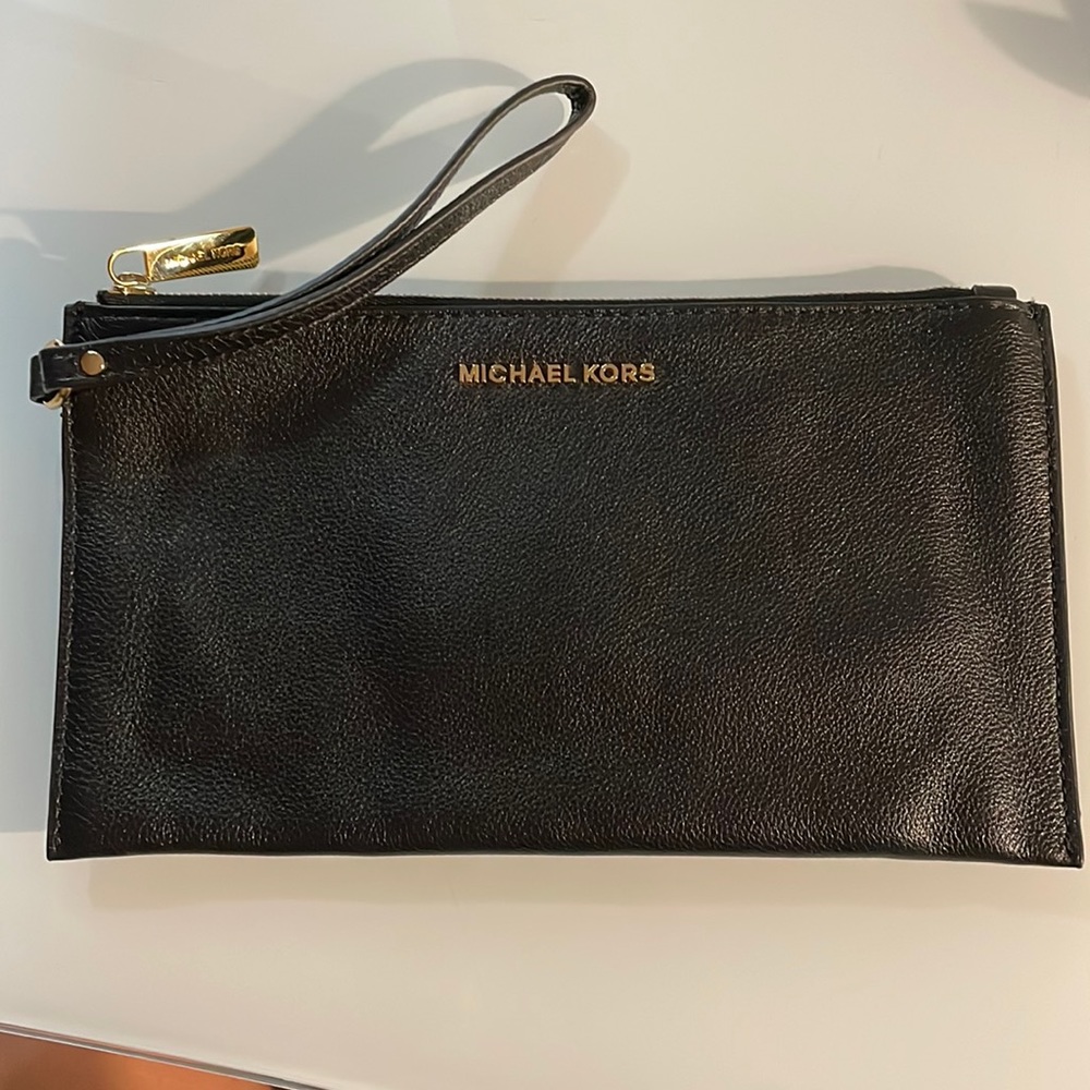 Michael Kors Leather Wristlet